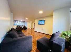 Basilica Apartment 3 Bed 2 Bath