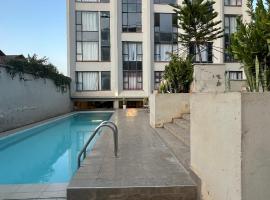 FlexHomes-Ongata Rongai，位于Ongata Rongai 的带泳池的酒店