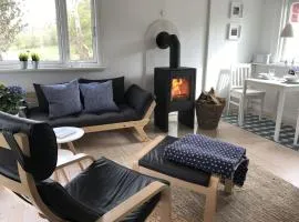 Blaue Pause - Offline-Häuschen mit Garten und Kamin