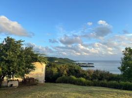 Tres Bahias Culebra，位于库莱布拉的酒店