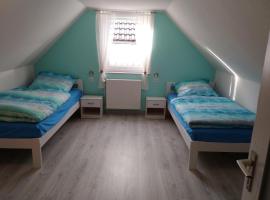 Ferienhaus Scheerer，位于Vöhl的酒店