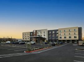 Fairfield Inn & Suites Livermore，位于利弗莫尔的酒店