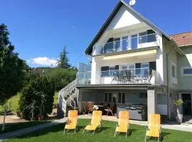 "Unique" Comfortable holiday residence