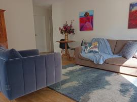 Orewa Beachfront Apartment，位于奥雷瓦的酒店