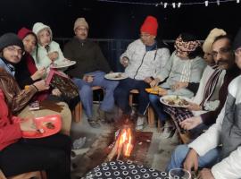 Mountain View Hillside Homestay Kalimpong, Between Deolo Park & Ramdhura，位于噶伦堡的酒店