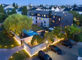 Wuzhen Yinshuxiangshe Design Hotel Xizha Scenic Area South Gate Branch，位于桐乡的酒店