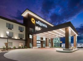 La Quinta Inn & Suites by Wyndham Meridian，位于梅里迪恩的酒店