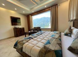 Hotel Hadley，位于Dharampur的酒店