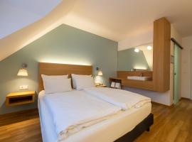Cuxlandhotel Doppelzimmer 111，位于多鲁姆纽菲尔德的酒店