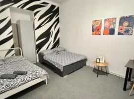 Room in front of Hala Targowa Station without window
