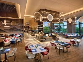 Pullman Hai Phong Grand Hotel，位于海防吉碑国际机场 - HPH附近的酒店