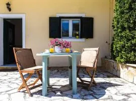 Sunny Patio Studio Corfu !