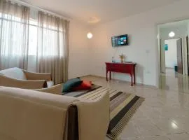 Apartamento amplo e confortável em Maringá