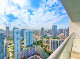 Panoramic City Views From 45th Floor Brickell Condo