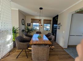 Haus am Stadtrand，位于菲尔斯滕费尔德的酒店