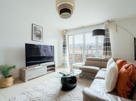 Magnificent Apartment in Châtillon，位于沙蒂永的酒店
