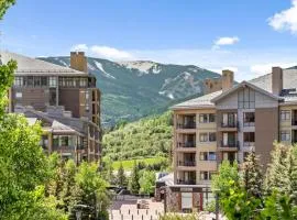 Perfectly Located 2 Minute Walk Lift Downtown Avon