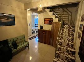 Sol Hostel，位于圣塔伦的酒店