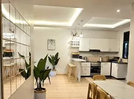 BLT at Pearl Marina Estate Garuga