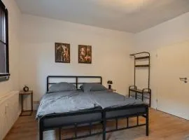 Deine Bude - 4 Doppelzimmer, 2 Bäder, Küche