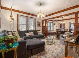 Classic 4BR Bowery Hill Gem Near Top Spots