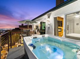 The California - On Top of San Diego in a Hot Tub
