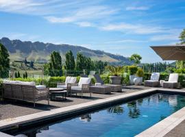 Tukituki Riverside Retreat，位于Tuki Tuki的酒店
