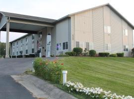 American Host Inn，位于Hart的酒店