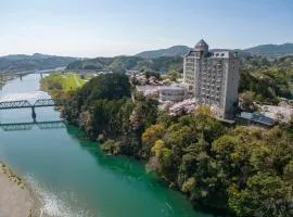 KAMENOI HOTEL Kochi，位于Ino的日式旅馆