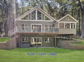 Snug Cabin with Hiking Trail and Private Lake Access