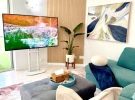 Luxury 2Bed 2bath Poolview apartment with Lift and 4pools