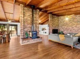 Hunter Valley Homes Pets Heated Pool