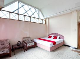 RedDoorz at Argapuri Resort Gambung，位于Gambung的酒店