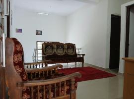 NEEHARA Home Stay，位于特里凡得琅的酒店