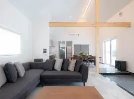 HIGASHIKAWA Villa 森音