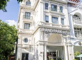 Grand Park Hotel & Apartment Phu My Hung