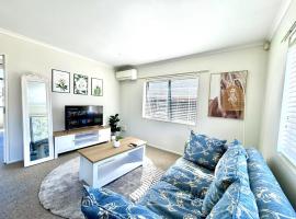 Spacious Comfty 4 BDMs House in Rototuna，位于汉密尔顿的酒店