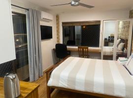 The Palms，位于Parrearra的旅馆