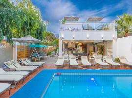 Kastro Beach Apartments，位于玛利亚的酒店