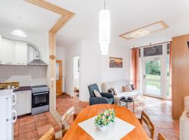 Apartma Brešan，位于科巴里德的酒店