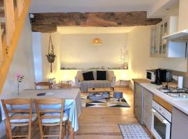 Maison typique dans la Bastide médiévale，位于鲁埃格自由城的酒店