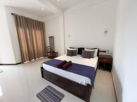 Devon Surf Inn Arugambay，位于阿鲁甘湾的酒店
