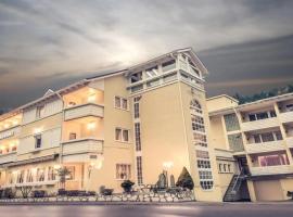 Hotel Tannenhof，位于劳特尔巴赫的酒店
