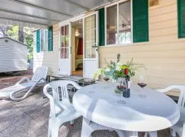 Holiday Home Green Holiday - GDO201 by Interhome