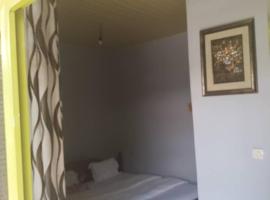 Light Guest House Rubavu，位于吉塞尼的酒店