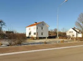 Nice Apartment In Bäckefors Bengtsfors