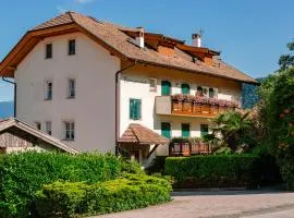 Apartment Hocheppan by Interhome