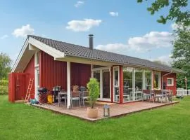 3 Bedroom Cozy Home In Grenaa