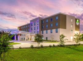 Holiday Inn Express & Suites Macclenny by IHG，位于Macclenny的酒店