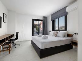 Urban Condo 33 with Veranda - 2 Bdr